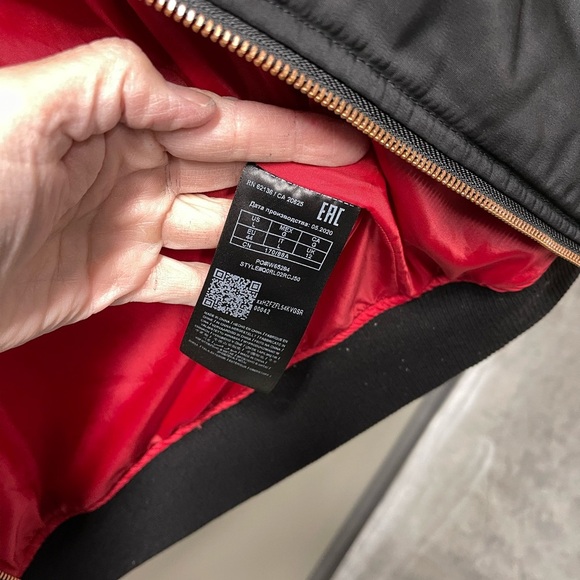 Guess Black Jacket with Red Interior - Picture 4 of 5